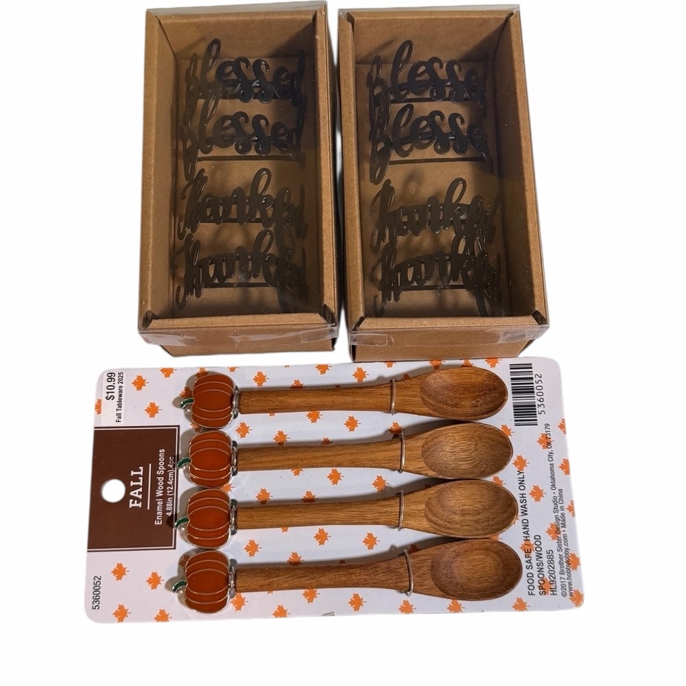 8 Fall Napkin Holders and 4 Pumpkin Wooden Spoons Set